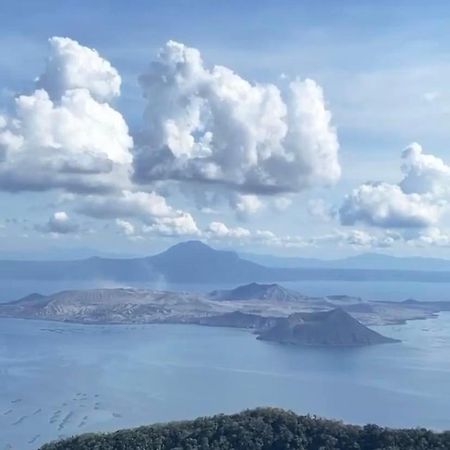 Taal Lake View Wind Residences By Smco Tagaytay City Exterior foto