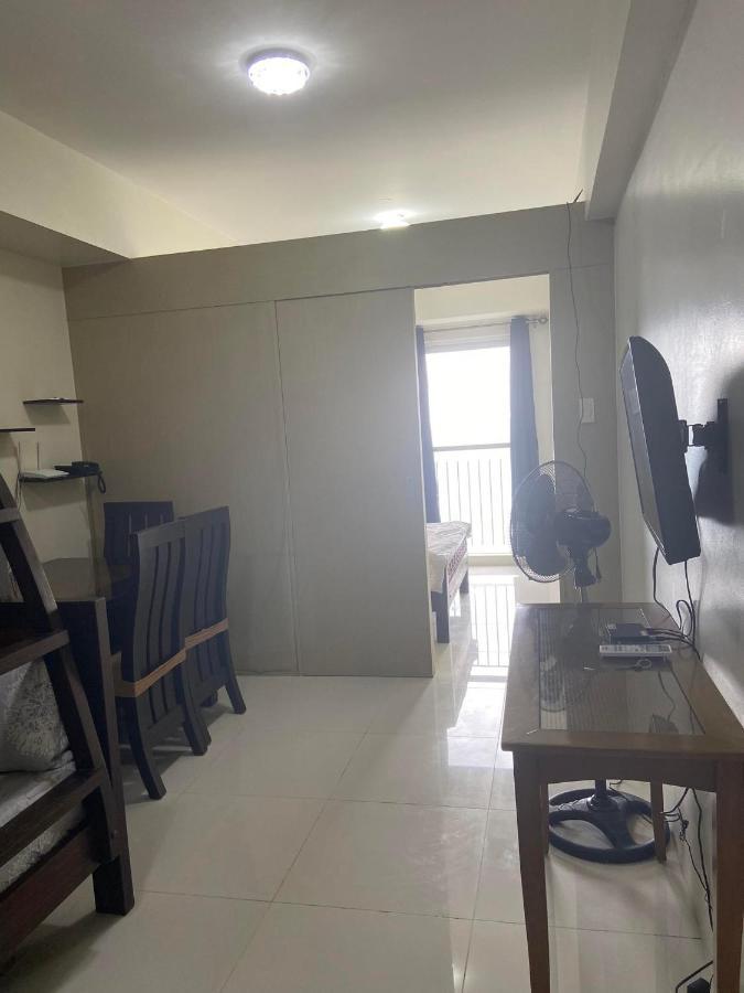 Taal Lake View Wind Residences By Smco Tagaytay City Exterior foto